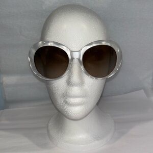 Round Gucci opalescent Sunglasses